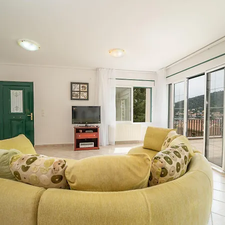 Faos Luxury Apartamento Agia Efimia