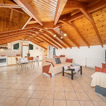 Faos Luxury * Agia Efimia