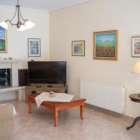 Faos Luxury Apartment *