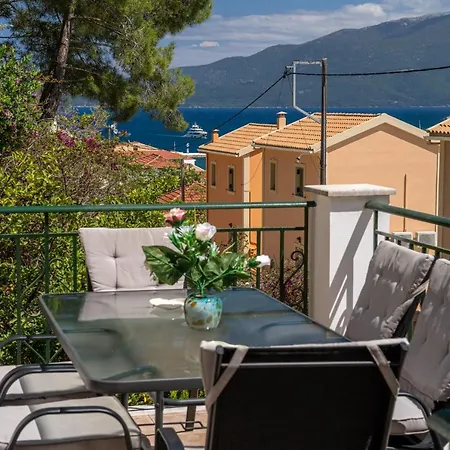 Faos Luxury Apartment Agia Efimia