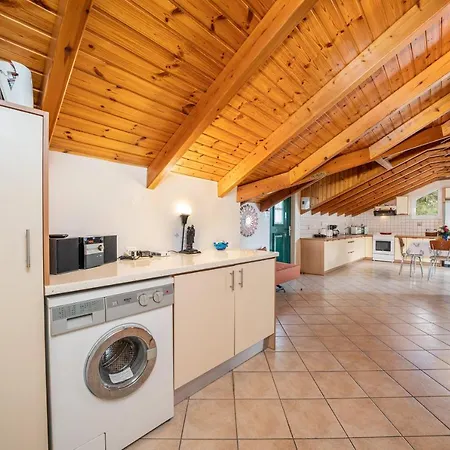 Faos Luxury Apartment