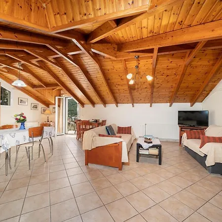 Apartment Faos Luxury